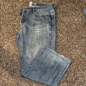 GAP Men's Bootcut Jeans in Faded Blue Wash